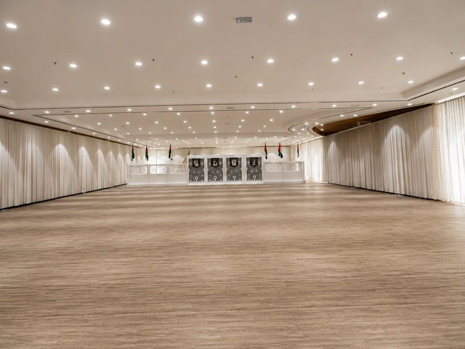Luxury finishing Commercial